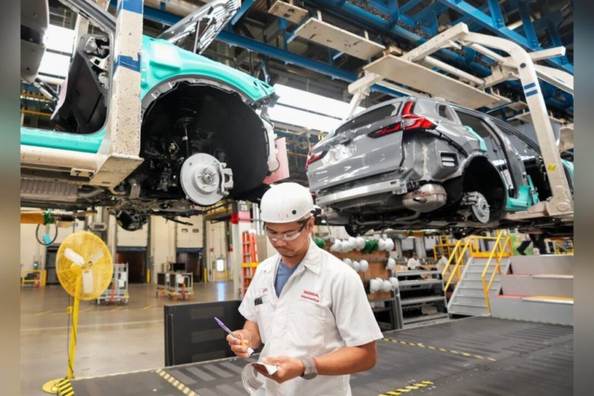 honda-considering-canadian-production-move-to-us-in-response-to-tariffs:-report