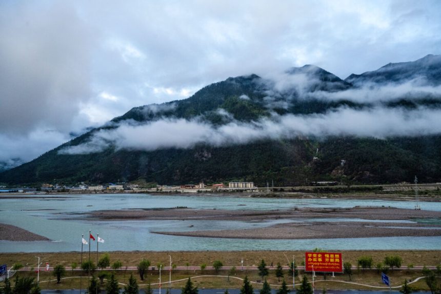 china-retaliates-with-visa-restrictions-over-us-state-department’s-tibet-policy