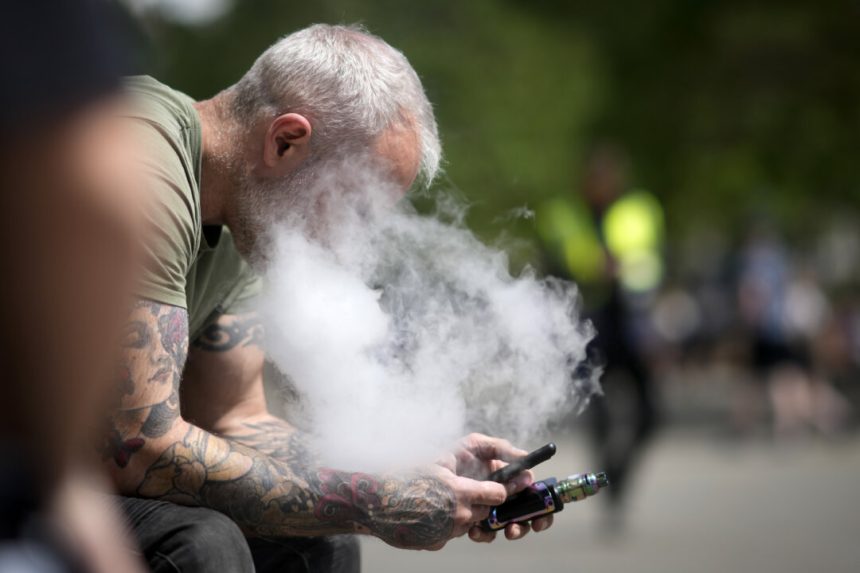 disposable-e-cigarette-ban-‘unlikely’-to-tackle-vaping-rates,-researchers-warn