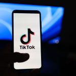 famous-tiktok-nurse-apologises-to-veterans,-denies-performing-nazi-salute