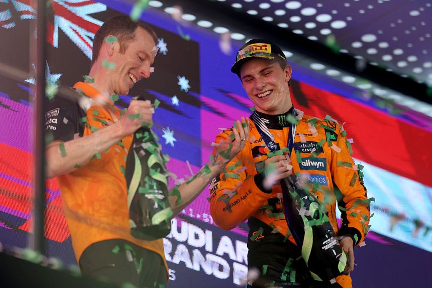 piastri-wins-in-jeddah-to-take-formula-one-championship-lead