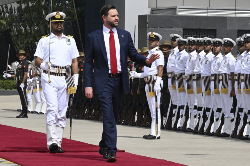 vance-arrives-in-india-to-begin-4-day-visit-with-his-family