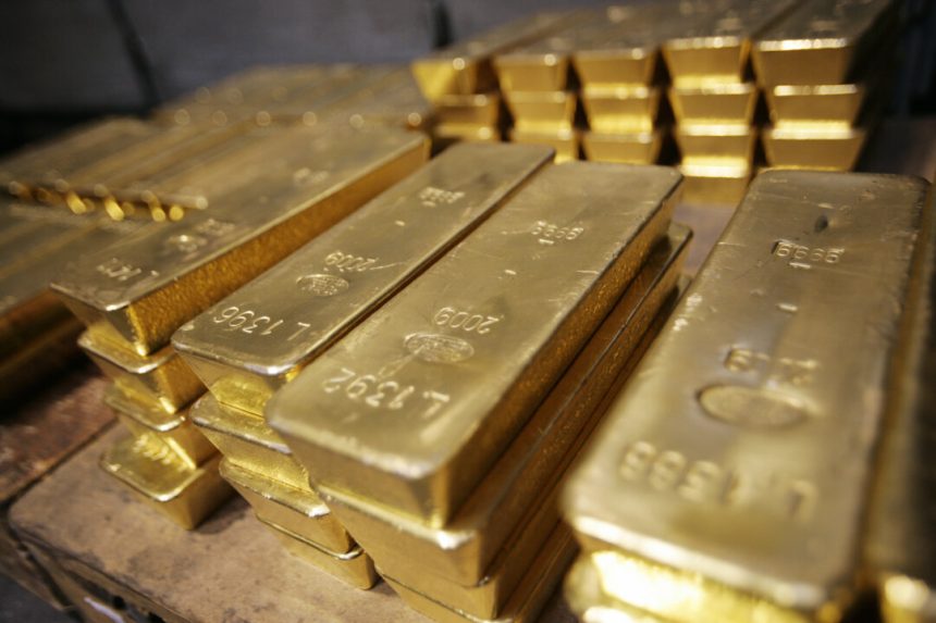 gold-hits-new-record-at-more-than-$3,400-per-ounce