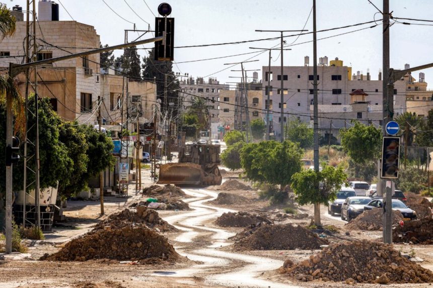 israel-revokes-visas-of-27-french-politicians-and-officials