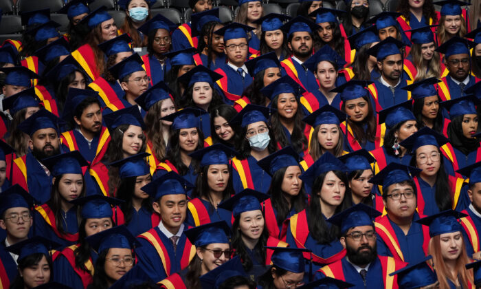 lack-of-mentorship,-inadequate-training-among-challenges-for-new-workers:-survey