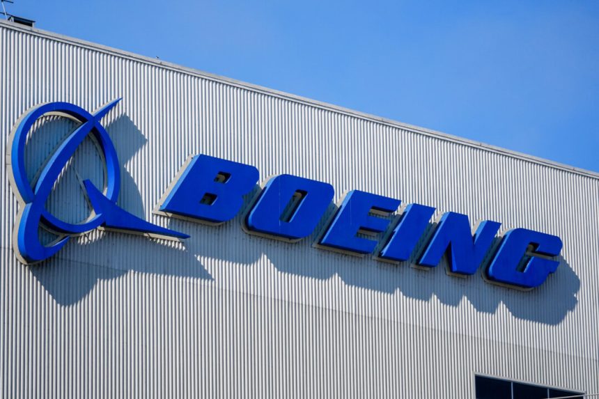 boeing-narrows-losses-on-strong-sales,-confirms-china-halted-deliveries