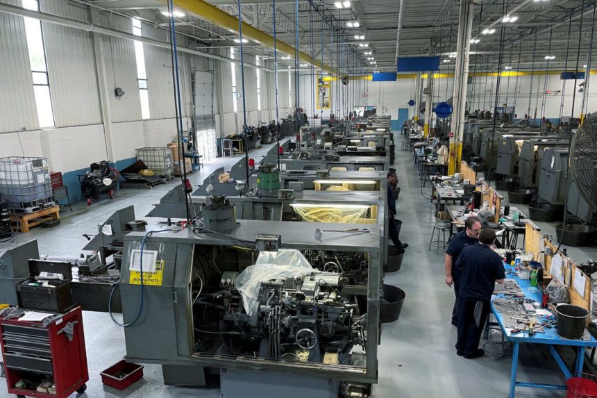 us-manufacturing-shows-signs-of-improvement-as-factory-output,-orders-tick-higher