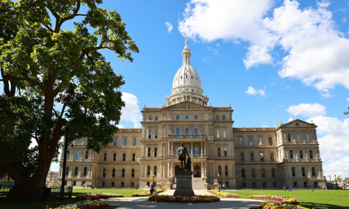 gop-lawmakers-advance-bills-to-restore-local-zoning-control-over-green-energy-projects