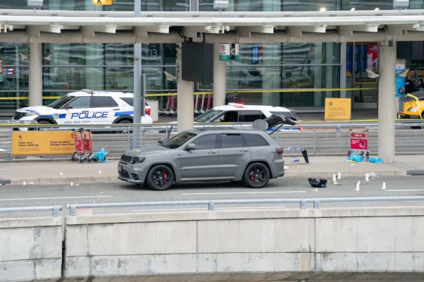man-shot-dead-by-police-at-toronto’s-pearson-airport