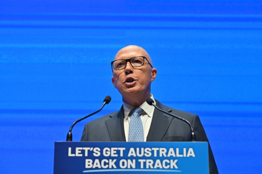 labor-says-coalition’s-job-cuts-target-nearly-60-percent-of-canberra’s-public-service-workforce
