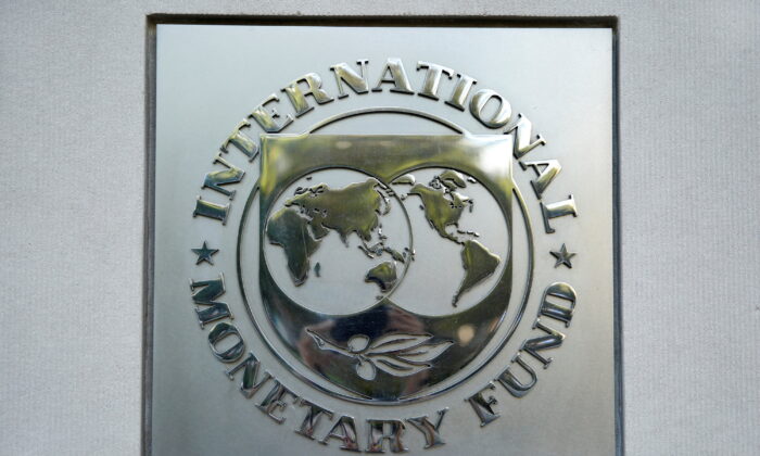 international-monetary-fund-2025-meeting-holds-a-session-on-how-to-navigate-an-uncertain-world
