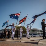 day-in-photos:-preparations-for-pope’s-funeral,-earthquake-in-ecuador,-and-parade-in-australia