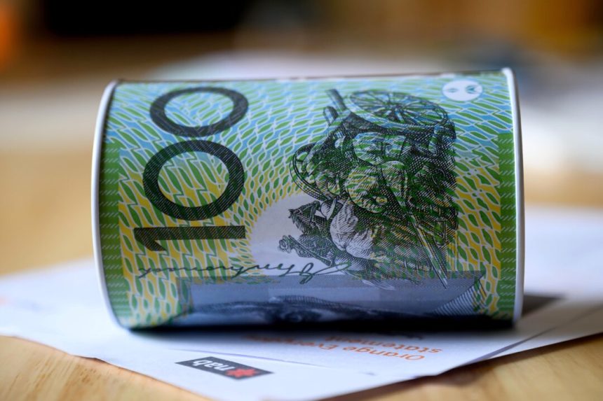 young-australians-show-strong-money-sense,-eager-to-learn-more
