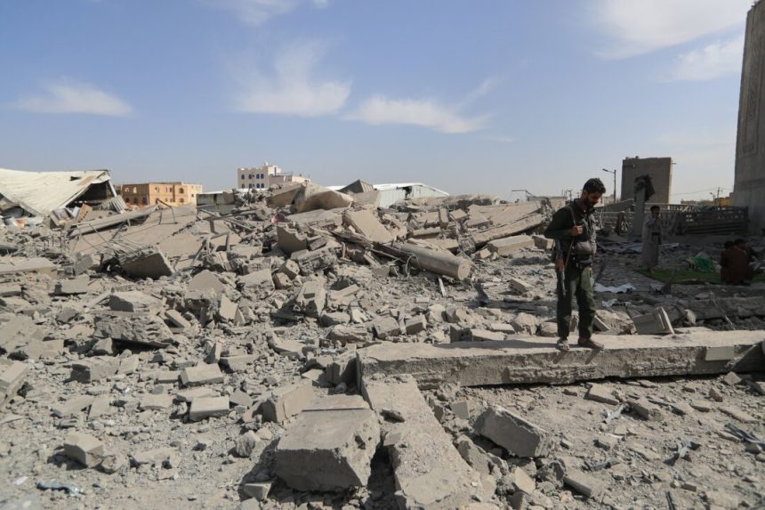 us-military-says-strikes-against-houthis-have-hit-more-than-800-targets