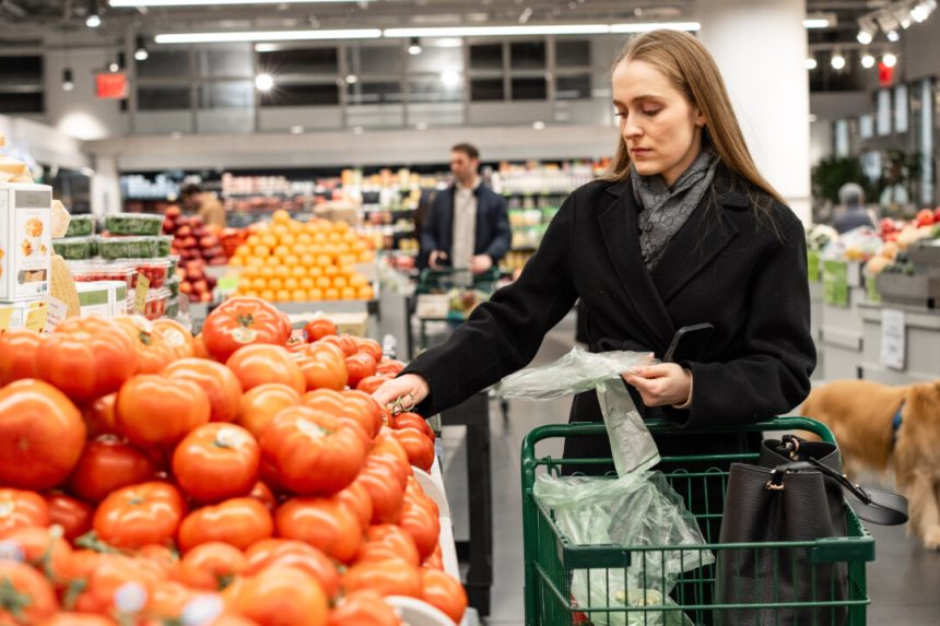 federal-reserve’s-preferred-inflation-gauge-slows-in-march