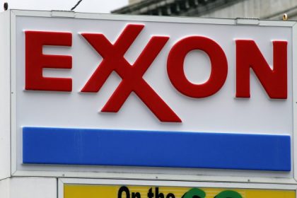 exxonmobil’s-earnings-beat-estimates,-but-profits-slide-on-lower-oil-prices