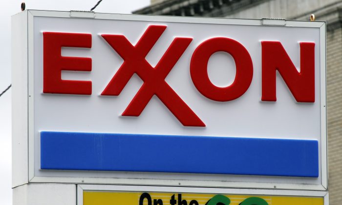 exxonmobil’s-earnings-beat-estimates,-but-profits-slide-on-lower-oil-prices
