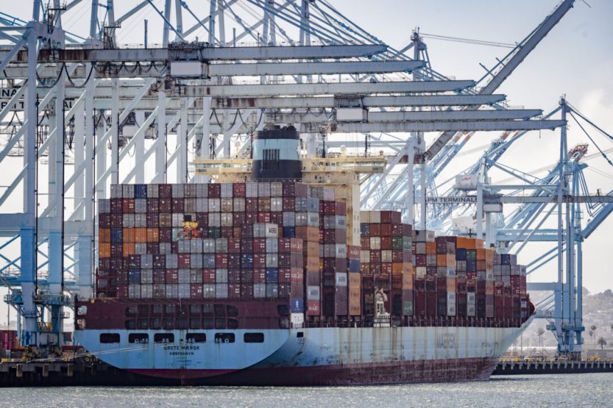 us-trade-deficit-hits-record-in-march-on-pre-tariff-imports-spike