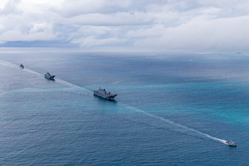 australian-navy-ship-accidentally-knocks-out-nz-internet,-radio-services