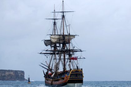 final-resting-place-of-captain-cook’s-‘endeavour’-confirmed-after-decades-of-searching