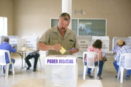 mexicans-vote-in-first-ever-judicial-election
