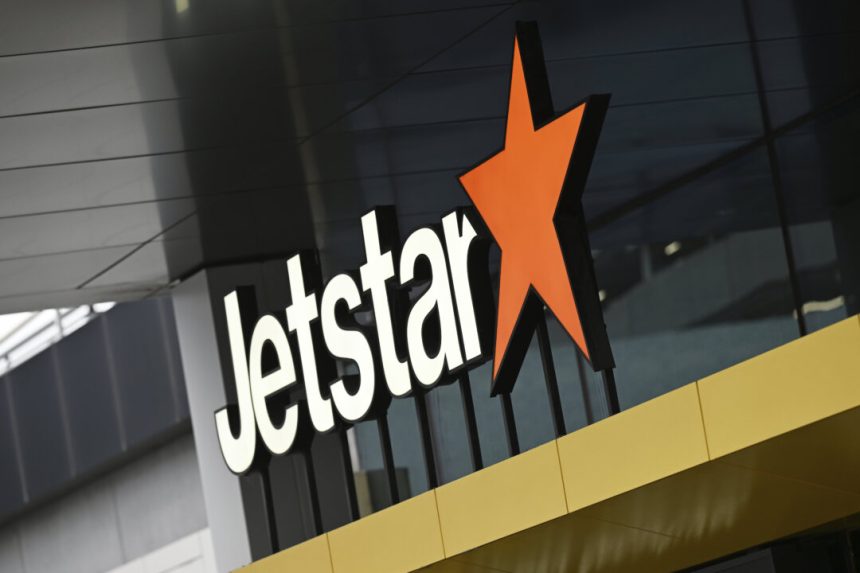 qantas-shuts-‘jetstar-asia’-brand,-final-flights-at-the-end-of-july