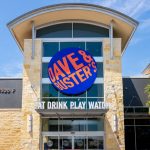 dave-&-buster’s-1st-quarter-results-well-below-estimates,-but-shares-jump-after-hours