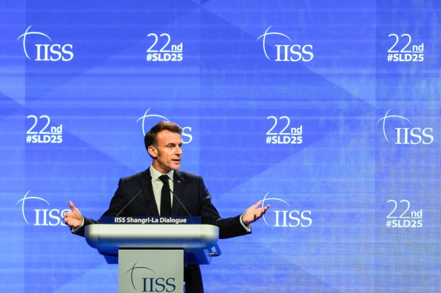 macron-calls-for-eu-wide-social-media-ban-for-under-15s-after-fatal-school-stabbing