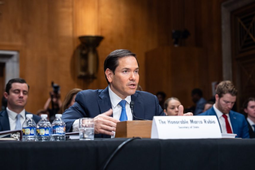 rubio:-state-department-to-sanction-4-cuban-officials-for-roles-in-jailing-political-dissident