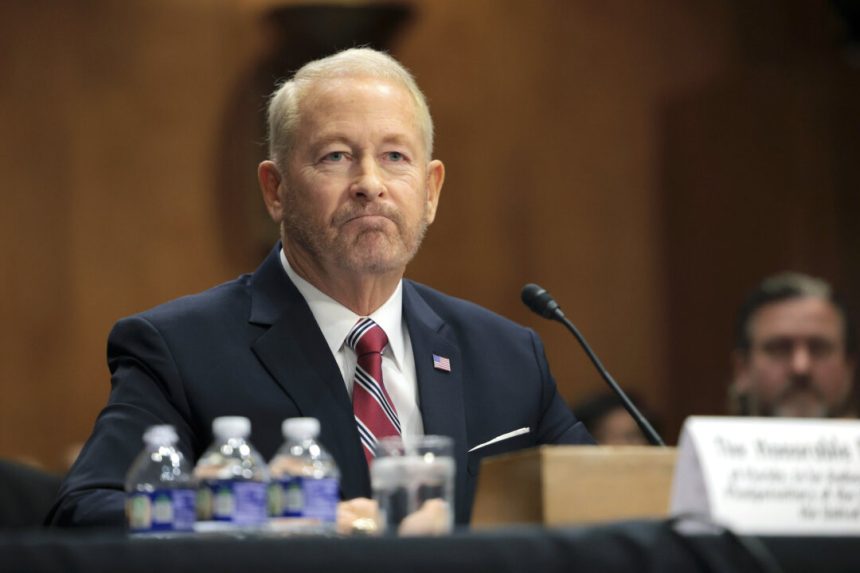 new-us-ambassador-to-mexico,-a-former-cia-official,-welcomed-in-mexico’s-national-palace