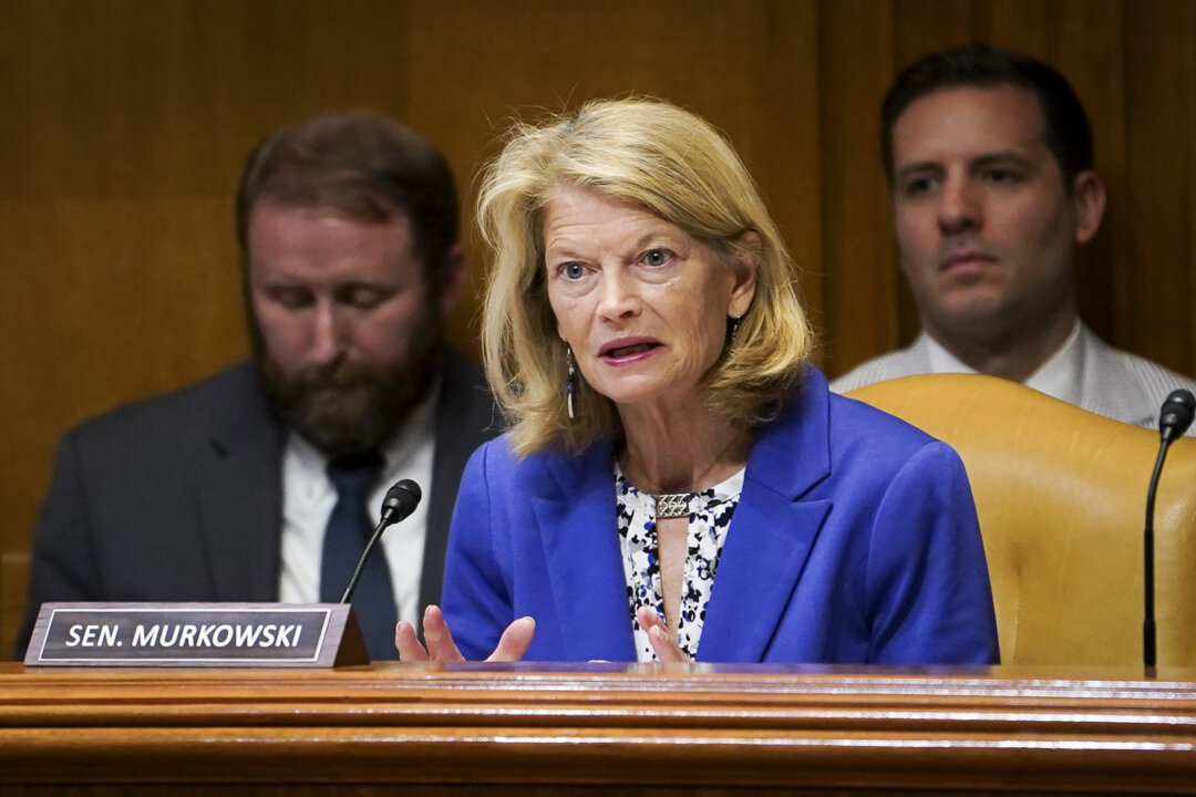 murkowski,-nordic-diplomats-bristle-at-trump’s-talk-of-obtaining-greenland