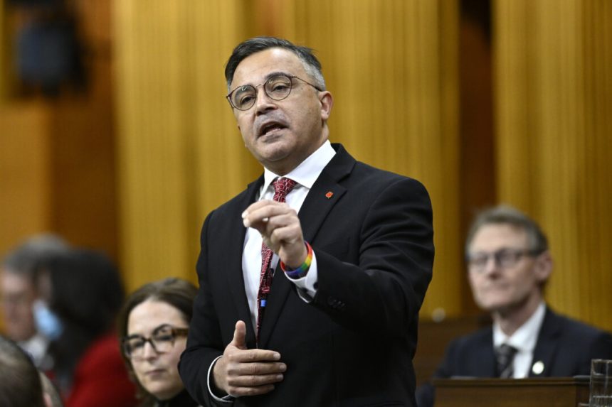 feds-share-‘outrage’-over-bc-ferries’-contract-with-chinese-shipyard,-government-says