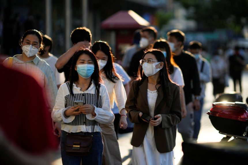 as-covid-19-continues-to-spread-in-china,-doctors-anticipate-major-peak-in-july