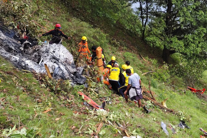 helicopter-crash-in-northern-india-kills-7-on-hindu-pilgrimage-route