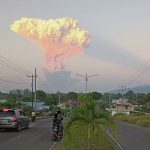 alert-raised-to-highest-level-after-indonesia’s-mount-lewotobi-laki-laki-volcano-erupts