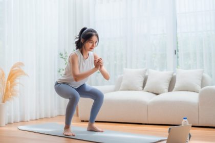 ‘active-breaks’-can-combat-the-health-risks-of-a-sedentary-lifestyle,-but-what-kind-of-exercise-is-best?