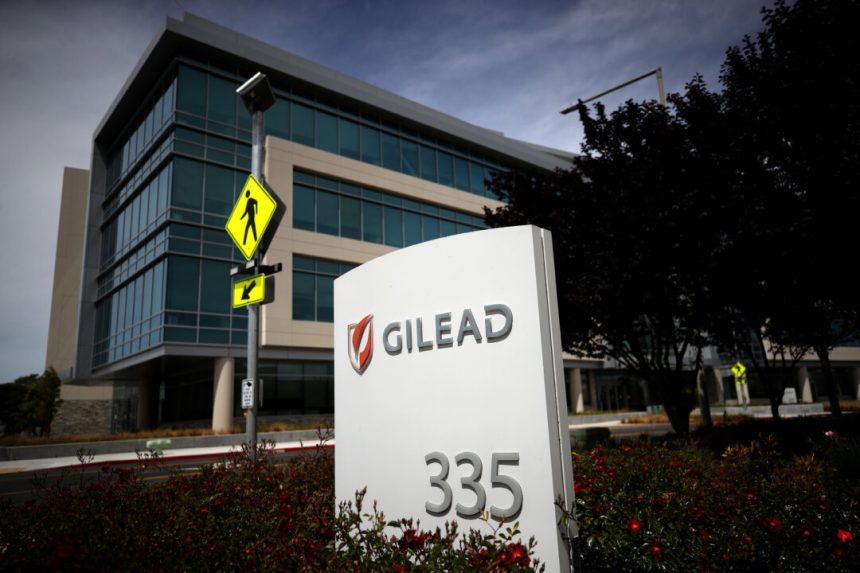 fda-approves-hiv-prevention-drug-that-nearly-eliminated-the-virus’s-spread-in-clinical-trials