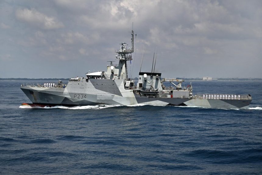 uk-royal-navy-passes-through-taiwan-strait,-angers-china