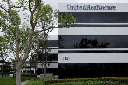top-us-health-care-providers-vow-to-streamline-insurance-claim-process-amid-backlash