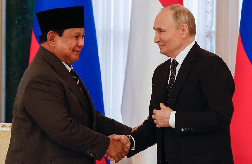 indonesia-signs-strategic-partnership-deal-with-russia