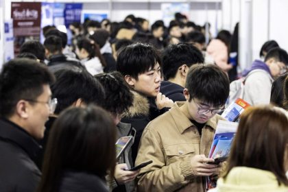 china’s-‘full-time-grandchildren’-trend-highlights-youth-unemployment