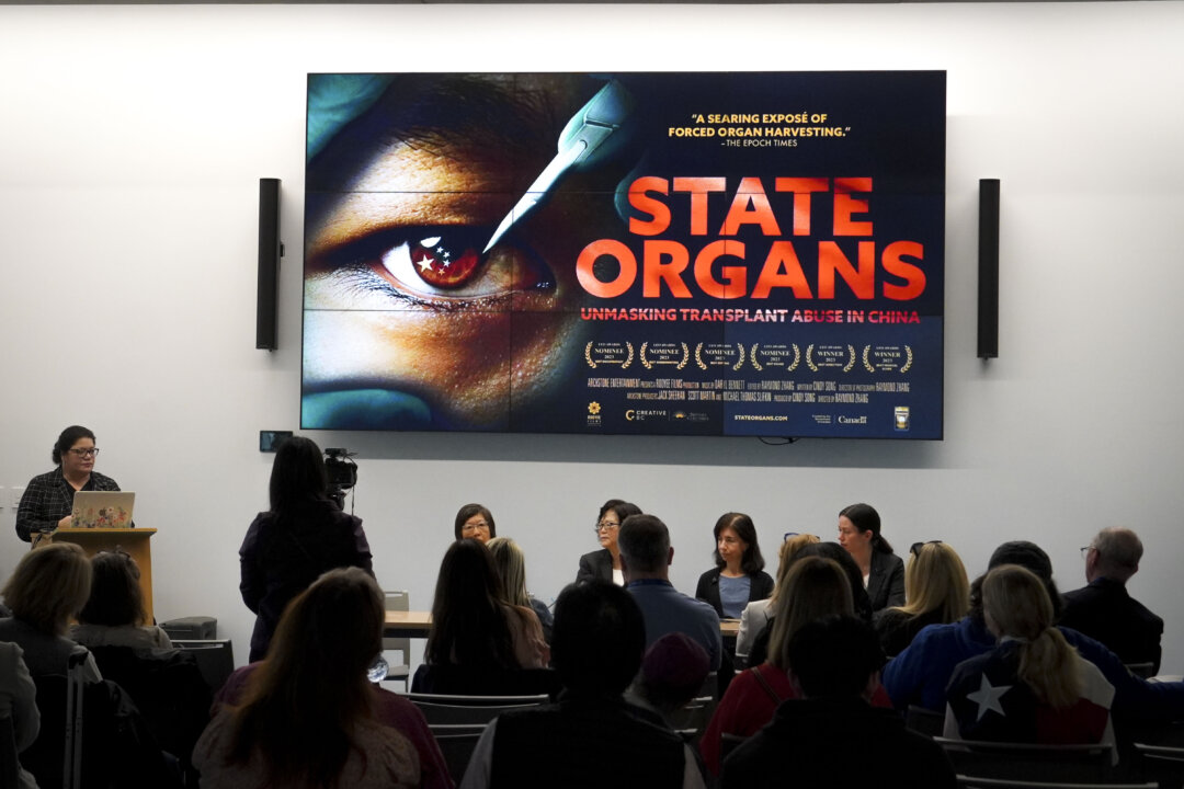 ‘heartbreaking’:-calgary-audience-moved-by-documentary-on-china’s-state-sanctioned-forced-organ-harvesting ‘heartbreaking’:-calgary-audience-moved-by-documentary-on-china’s-state-sanctioned-forced-organ-harvesting