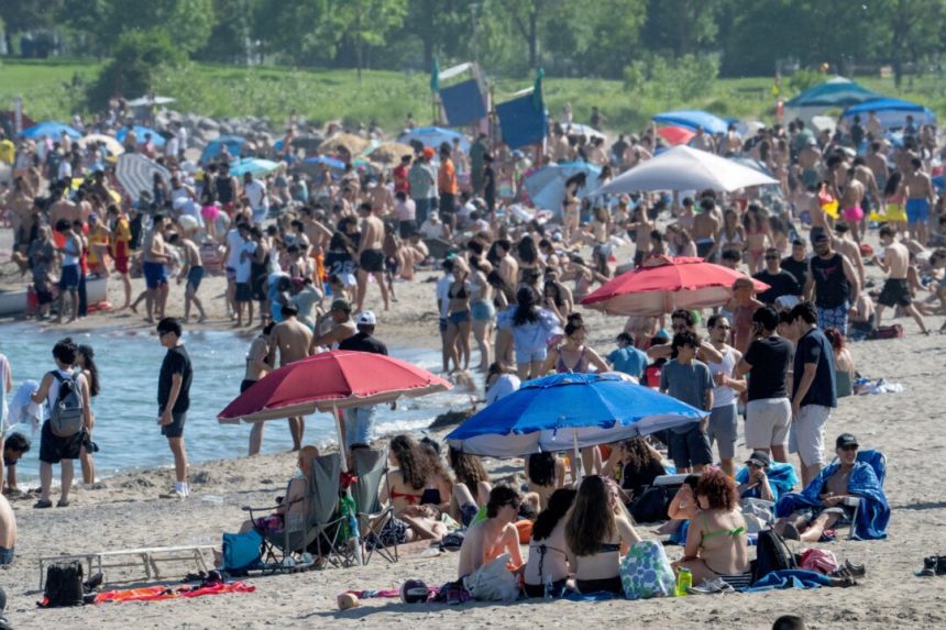 heat-wave-causes-42-visits-to-ers-in-toronto,-public-health-says