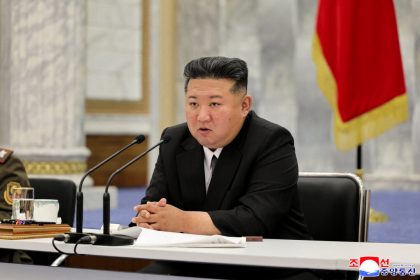 6-americans-detained-in-south-korea-for-trying-to-send-rice,-bibles,-dollars-to-north:-police
