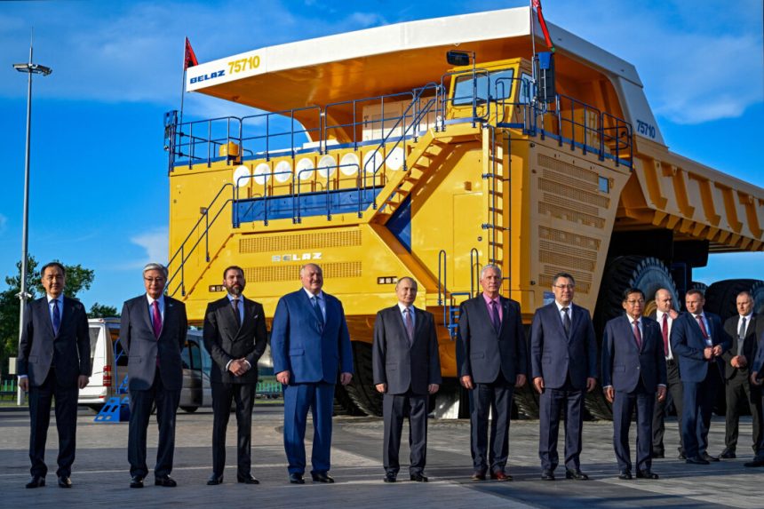 moscow-led-eurasian-bloc-holds-landmark-economic-summit-in-minsk