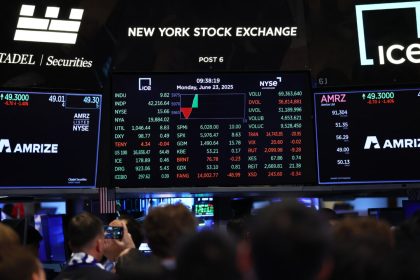 a-tale-of-two-quarters:-wall-street-weathers-tariff-whiplash