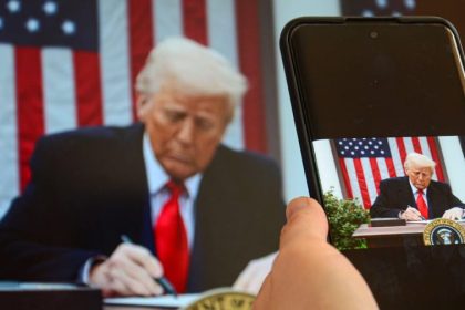how-trump-plays-with-new-media-says-a-lot-about-him-–-as-it-did-with-fdr,-kennedy-and-obama