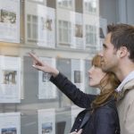 what-does-‘marry-the-house,-date-the-rate’-mean?