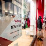 private-sector-shed-33,000-jobs-in-june,-far-short-of-market-estimates