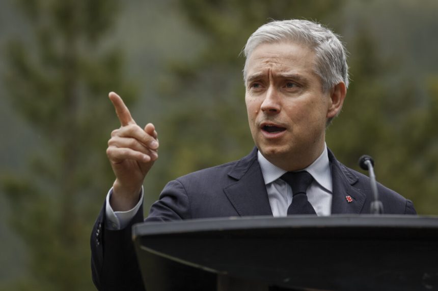 ottawa-to-make-carbon-rebates-for-small-businesses-non-taxable
